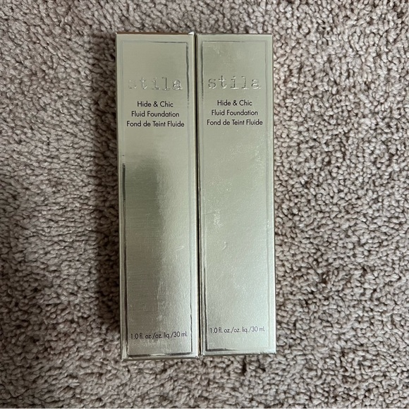 Stila Other - Stila Hide and Chic Fluid Foundation Tan Deep 2